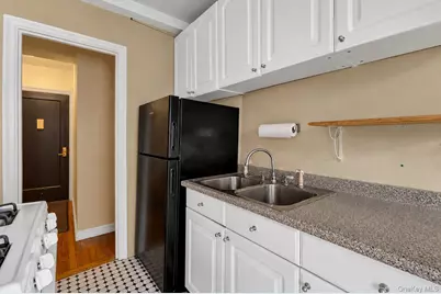 433 W 34th Street #2N, New York, NY 10001 - Photo 5