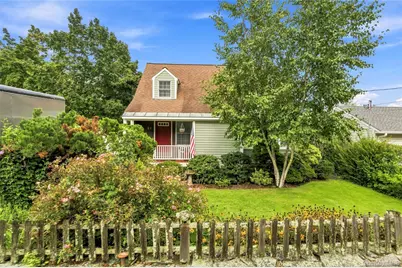 60 Livingston Avenue, Valhalla, NY 10595 - Photo 1