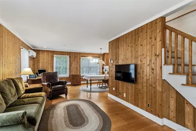 60 Livingston Avenue, Valhalla, NY 10595 - Photo 5