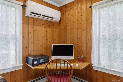 60 Livingston Avenue, Valhalla, NY 10595 - Photo 7