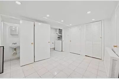 39-27 49th Street, Sunnyside, NY 11104 - Photo 17