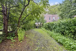 39-27 49th St, Sunnyside, NY 11104 - Photo 15