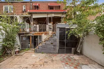 902 E 232nd Street, Bronx, NY 10466 - Photo 21