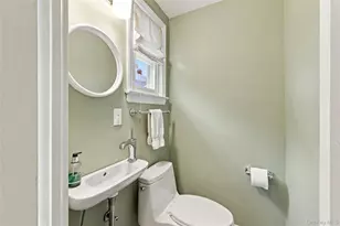185 Crocus Ave, Floral Park, NY 11001 - Photo 15
