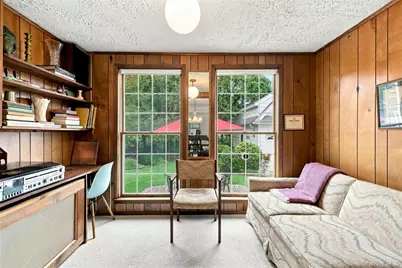 185 Crocus Avenue, Floral Park, NY 11001 - Photo 13