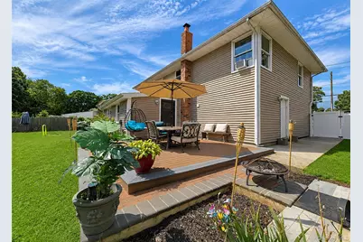 1028 Union Boulevard, Bay Shore, NY 11706 - Photo 25