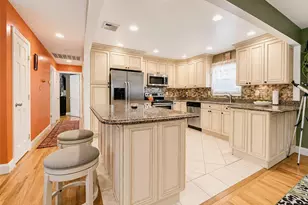 1028 Union Blvd, Bay Shore, NY 11706 - Photo 3