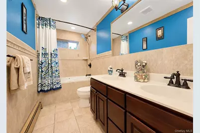 1028 Union Boulevard, Bay Shore, NY 11706 - Photo 15