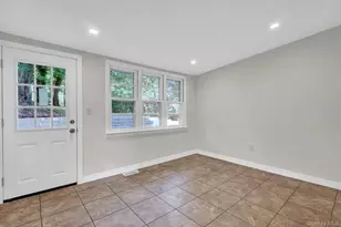 66 Washington St, Setauket, NY 11733 - Photo 13