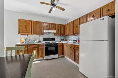 2476 Arthur Avenue, Bronx, NY 10458 - Photo 29