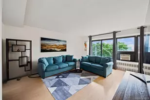 33-65 14th St, Astoria, NY 11106 - Photo 3