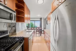 33-65 14th St, Astoria, NY 11106 - Photo 7