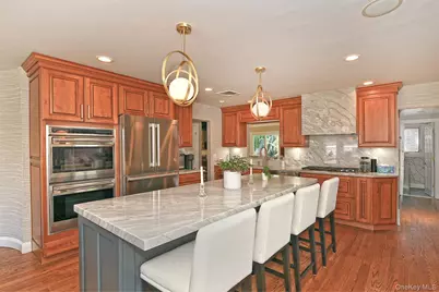 3142 Wynsum Avenue, Merrick, NY 11566 - Photo 7