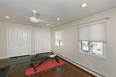 3142 Wynsum Avenue, Merrick, NY 11566 - Photo 23