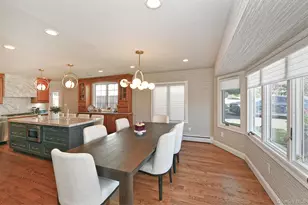 3142 Wynsum Ave, Merrick, NY 11566 - Photo 5