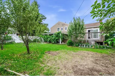 2664 Grayson Drive, East Meadow, NY 11554 - Photo 21