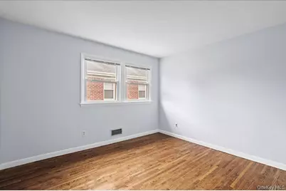 284 Park Avenue #Left Side, Harrison, NY 10528 - Photo 23