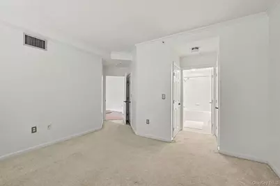 300 Mamaroneck Avenue #303, White Plains, NY 10605 - Photo 21