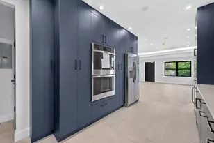 111-37 196th St, Hollis, NY 11412 - Photo 5