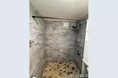 1905 Parr Lake Drive #19E, Newburgh, NY 12550 - Photo 5