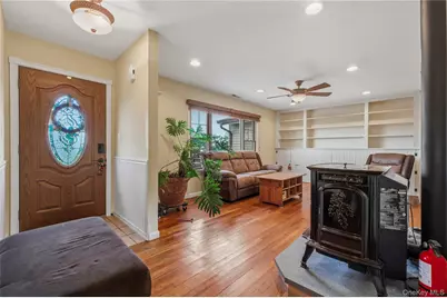 28 Hilltop Drive, Mahopac, NY 10541 - Photo 5