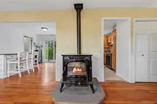 28 Hilltop Dr, Mahopac, NY 10541 - Photo 7