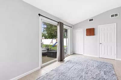 292 Roosevelt Avenue, Freeport, NY 11520 - Photo 5