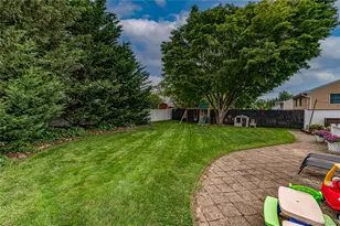 3 Peary Ln, Kings Park, NY 11754 - Photo 25