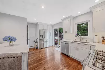 8 Gedney Avenue, Smithtown, NY 11787 - Photo 5
