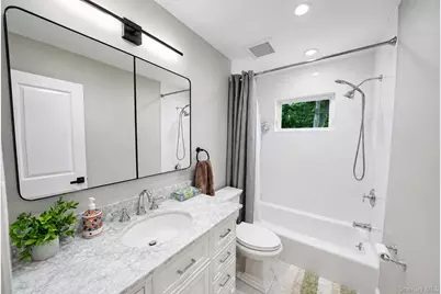 8 Gedney Avenue, Smithtown, NY 11787 - Photo 9