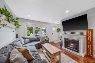 8 Gedney Ave, Smithtown, NY 11787 - Photo 3