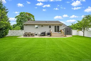 8 Gedney Ave, Smithtown, NY 11787 - Photo 17