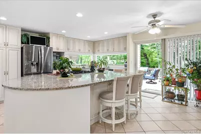 12 Berkshire Drive, New City, NY 10956 - Photo 9