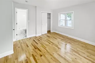 1180 Woodfield Rd, Rockville Centre, NY 11570 - Photo 31
