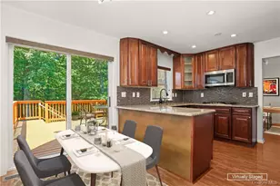 64 Greenvale Cir, White Plains, NY 10607 - Photo 9