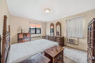 1610 Paulding Ave, Bronx, NY 10462 - Photo 17