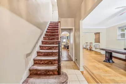 1610 Paulding Avenue, Bronx, NY 10462 - Photo 7