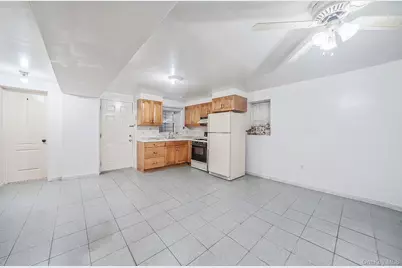 1610 Paulding Avenue, Bronx, NY 10462 - Photo 25