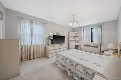 1610 Paulding Avenue, Bronx, NY 10462 - Photo 15