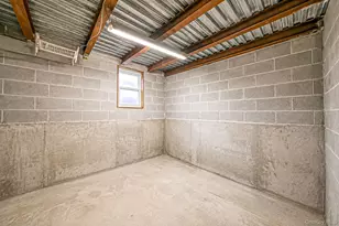 1610 Paulding Ave, Bronx, NY 10462 - Photo 39