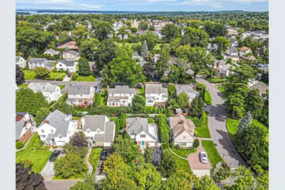 7 Highmeadow Road, Manhasset, NY 11030 - Photo 33