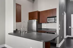 25 Leroy Pl, New Rochelle, NY 10805 - Photo 5