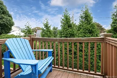 11 Stanford Court #B, Wantagh, NY 11793 - Photo 13