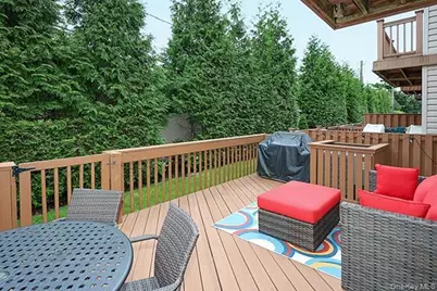 11 Stanford Court #B, Wantagh, NY 11793 - Photo 19