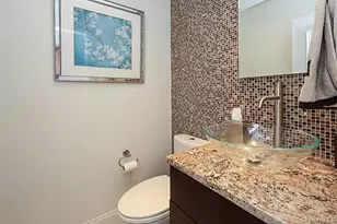 11 Stanford Ct, Wantagh, NY 11793 - Photo 11