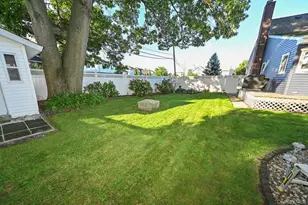 2297 Girard Pl, Merrick, NY 11566 - Photo 27