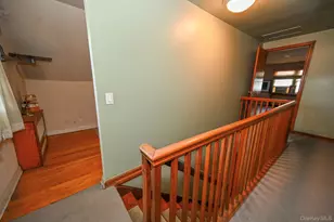 2297 Girard Pl, Merrick, NY 11566 - Photo 15