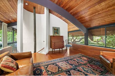 347 Duck Pond Road, Locust Valley, NY 11560 - Photo 15