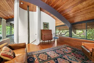 347 Duck Pond Rd, Locust Valley, NY 11560 - Photo 15