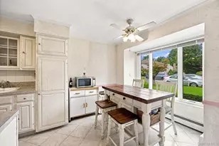 5 Conway Ct, Glen Cove, NY 11542 - Photo 13